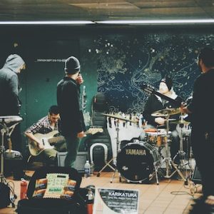 hans-vivek-By96LAr-34o-unsplash